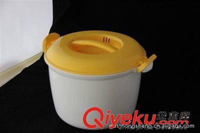 汕头市国平鸿盛塑料制品厂 厂家直销高品质厨房用品，专注微波饭煲与日用杂品